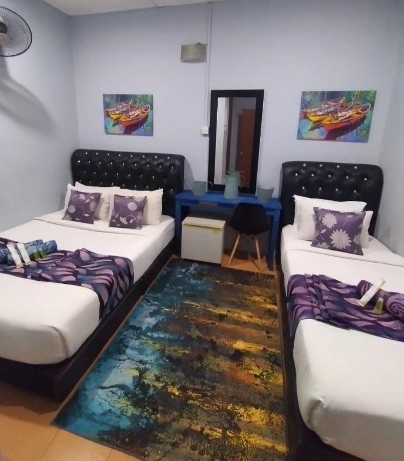 Ghazrin's Garuda Hotel Johor Bahru