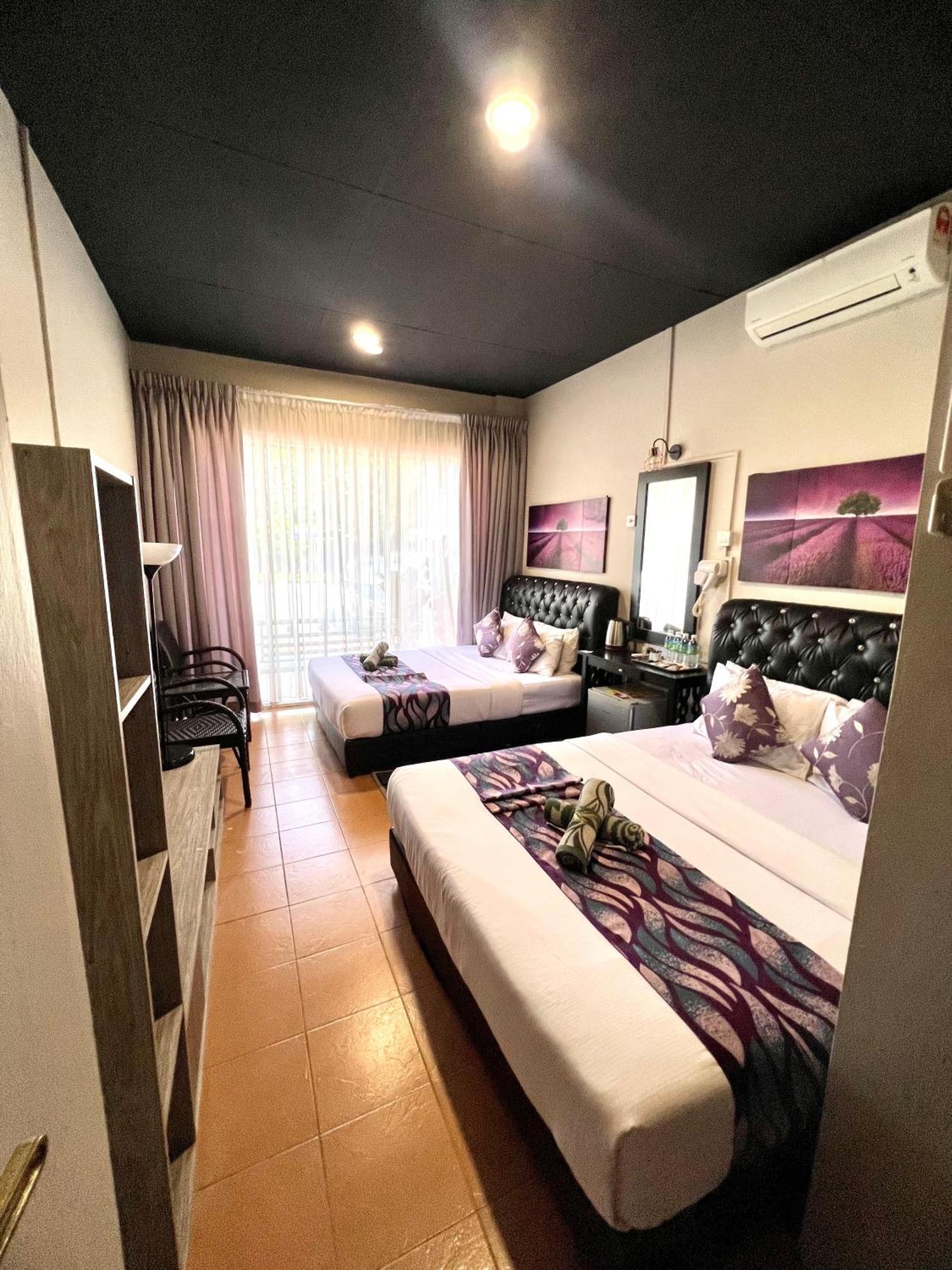 Ghazrin's Garuda 4* Johor Bahru